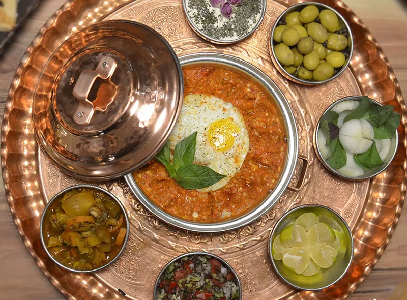 طرز تهیه میرزا قاسمی گیلان طرز تهیه میرزا قاسمی گیلان